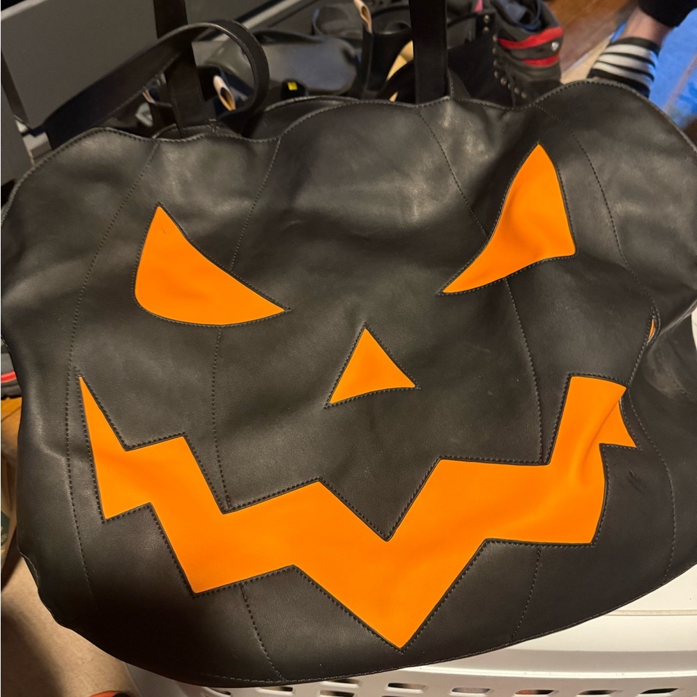 Black and Orange Pumpkin Face Tote Bag